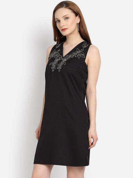LY2 Embellished V Neck Black Short Dress